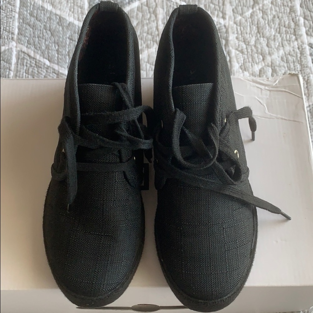 Aldo black wedge sneakers